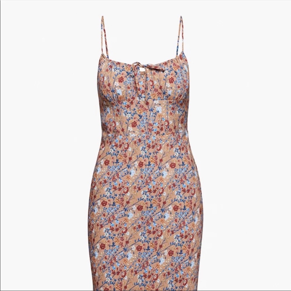 Wilfred Bellow Midi Dress